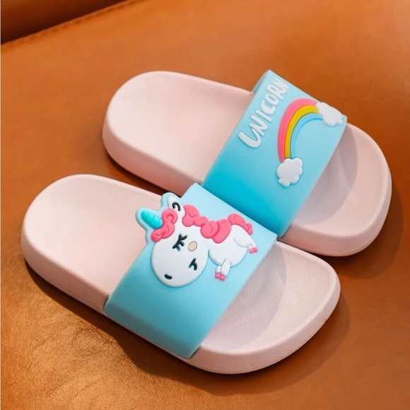 Kids Unicorn Rainbow Sandals - Picture 2 of 3